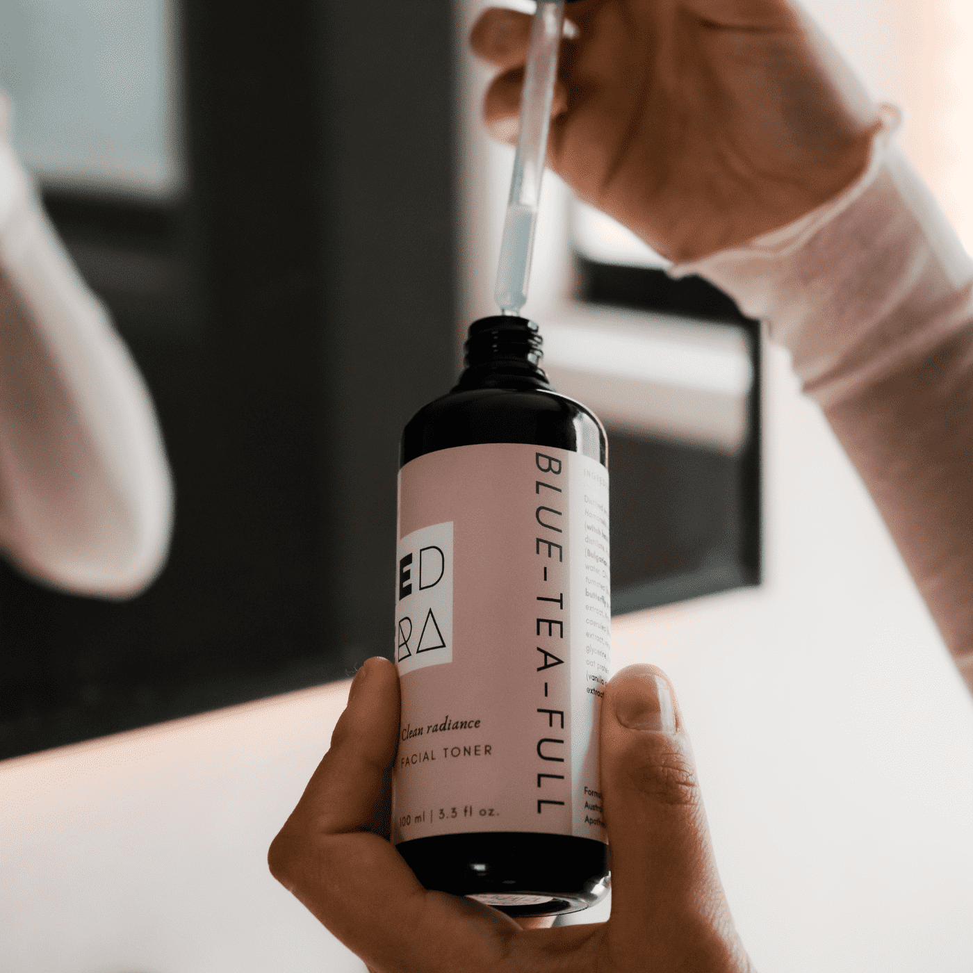 Natural skincare – Blue-Tea-Full Facial Toner by Medera Apothecary