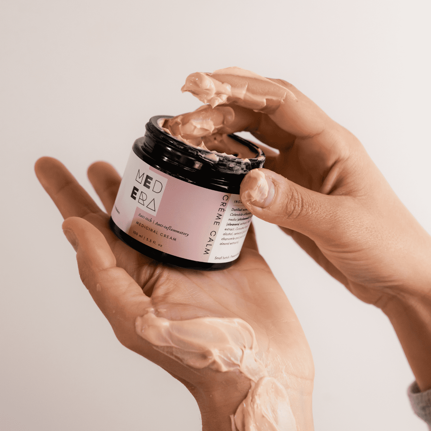 Natural skincare – Crème Calm by Medera Apothecary